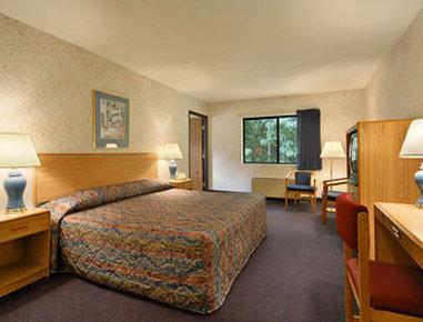 Hotel Super 8 By Wyndham Oneonta/Cooperstown Exterior foto