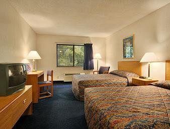 Hotel Super 8 By Wyndham Oneonta/Cooperstown Exterior foto